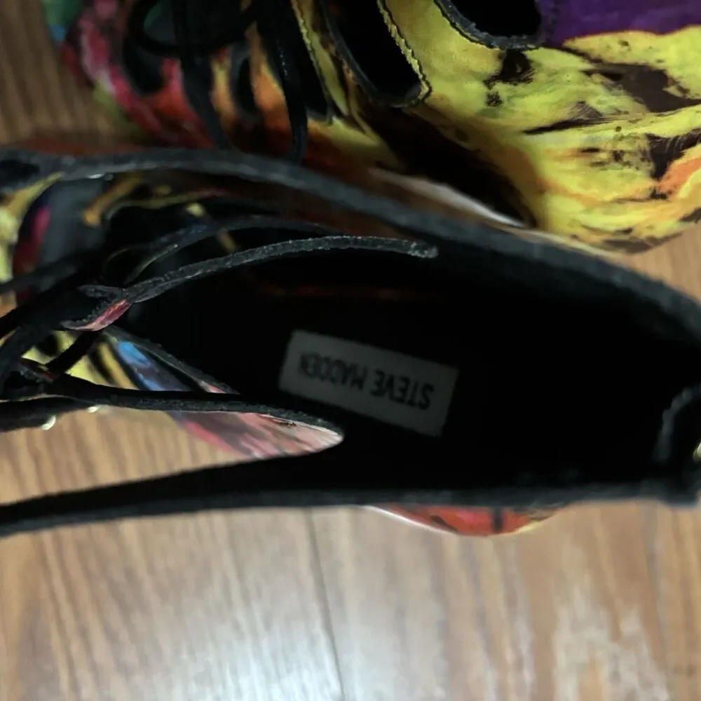 Steve Madden Women’s 7.5 Multicolor Floral Strappy Open Toe Lace-Up Heels